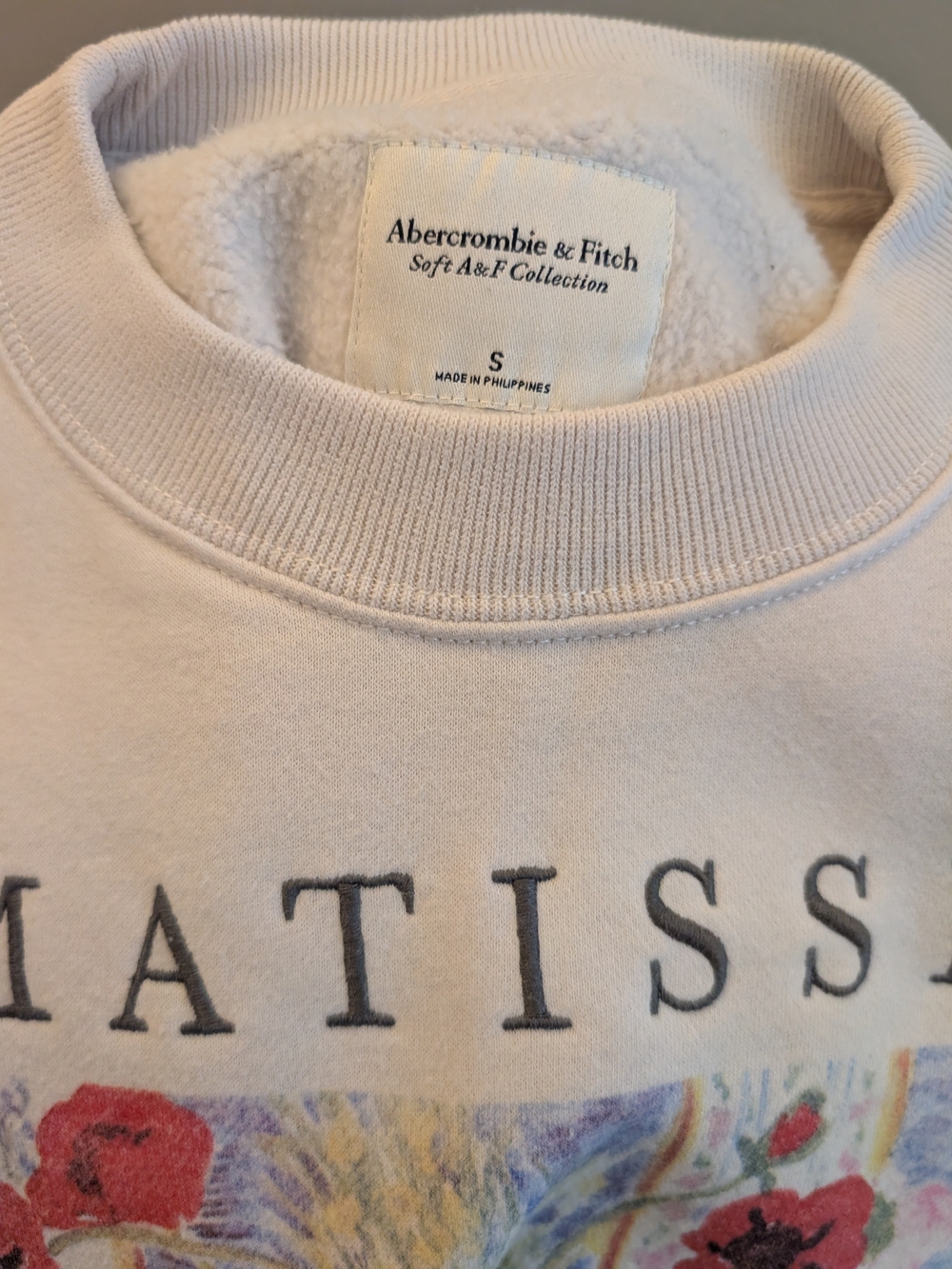Abercrombie & Fitch Matisse Graphic Cream Crewneck Sweater Soft A&F Womens Small